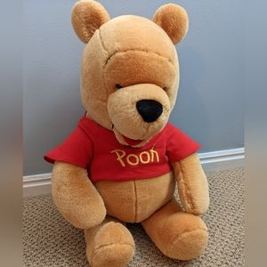1996 Vintage Winnie the Pooh plush, large
